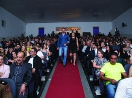 QUEM FOI CONVIDADO PARA PISAR NO TAPETE VERMELHO DO OSCAR PATAFUFO?