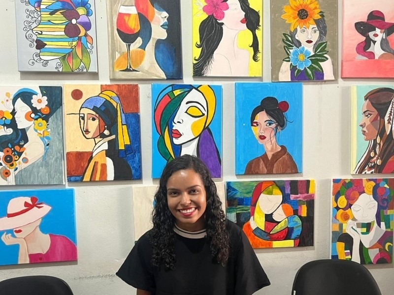 EXPOSIÇÃO, ACOLHIMENTO E HOMENAGEM ÀS MULHERES