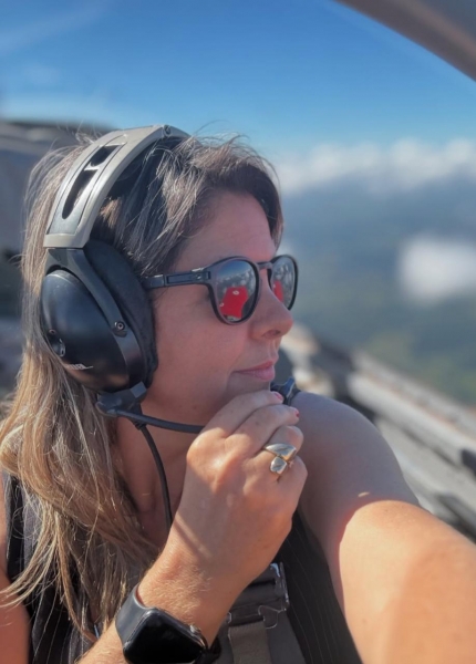 “A ESCOLA NÃO ME PASSOU, ATÉ HOJE, OS DOCUMENTOS NECESSÁRIOS”